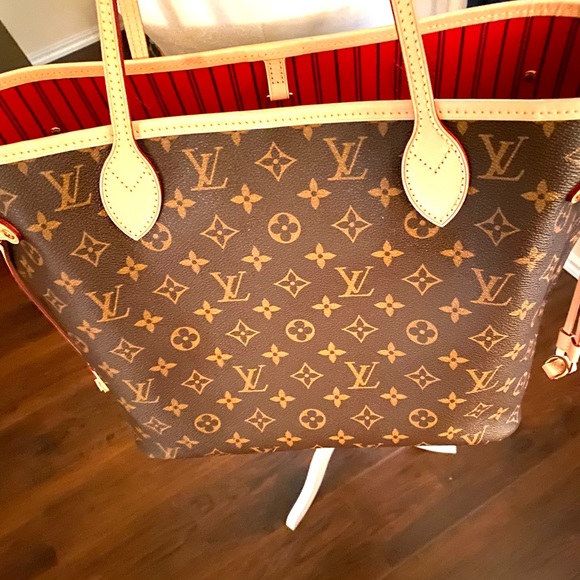 Authentic Louis Vuitton Neverfull MM like new *no pouch* - Picture 9 of 16